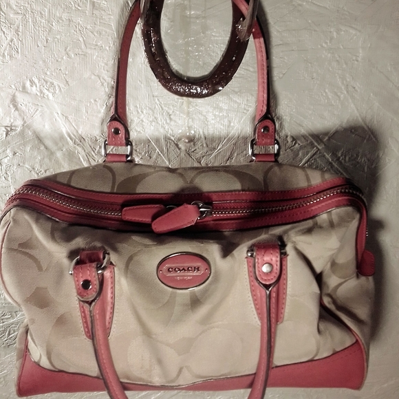 Coach Handbag - Picture 10 of 10